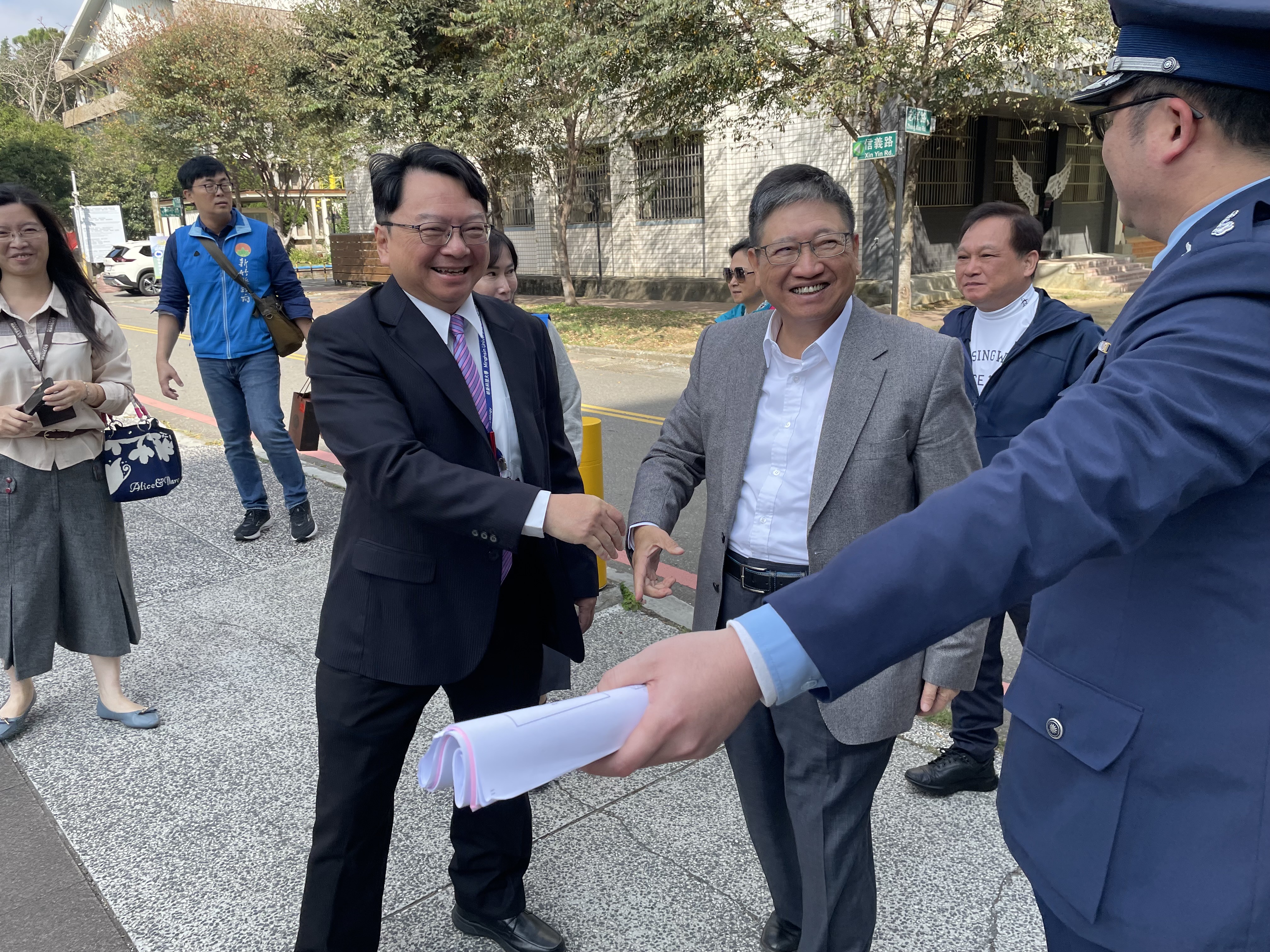 001.新竹縣長楊文科親臨本校參加大會