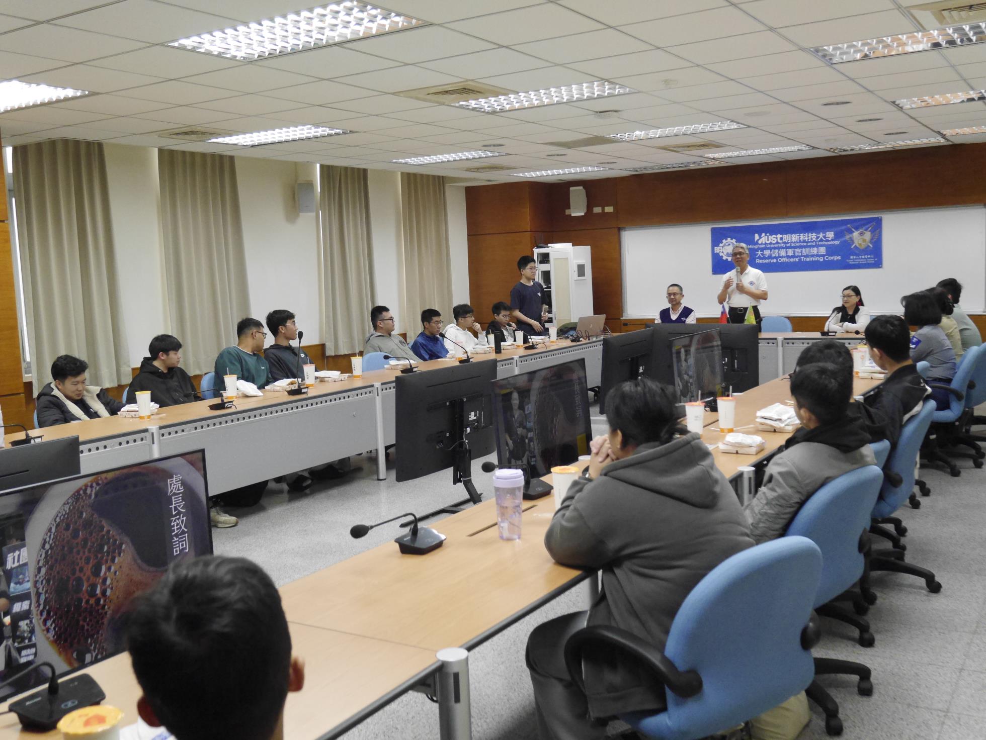 002.ROTC期初餐會促進各年級學生交流，凝聚團隊向心力