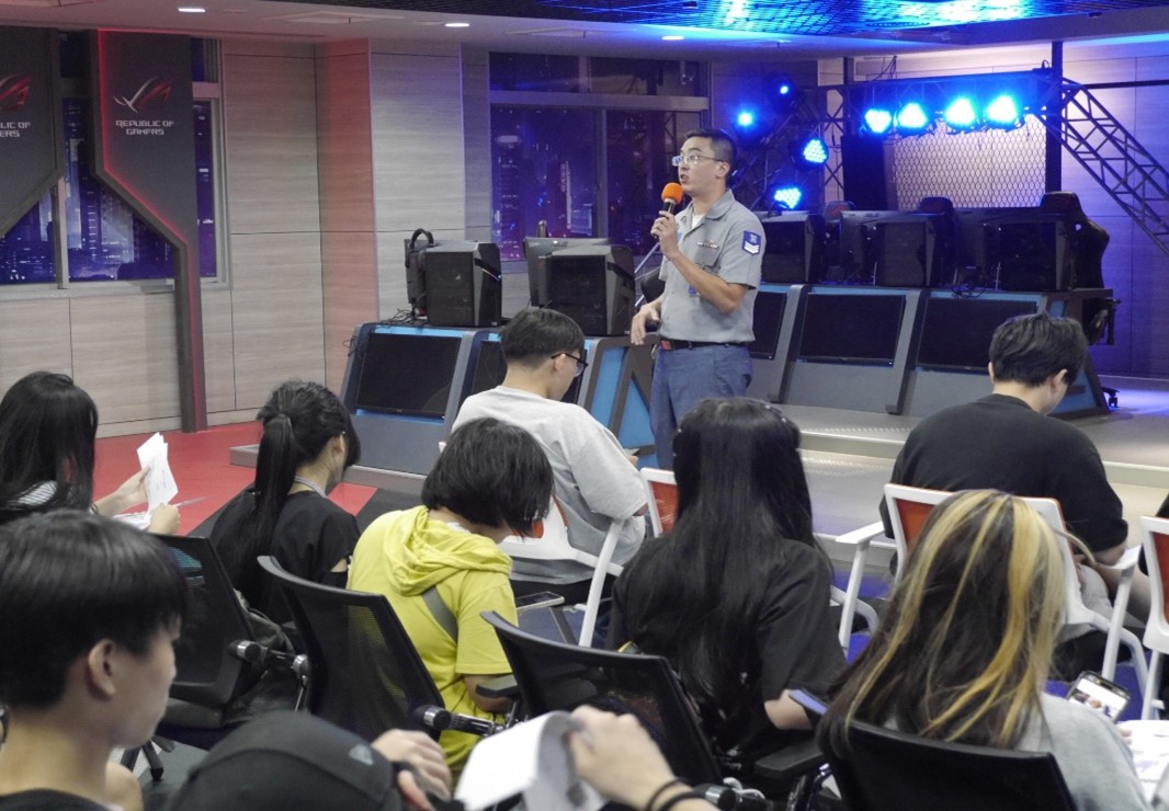 006.海軍上士李宗翰於本校實施ROTC進班宣導情形