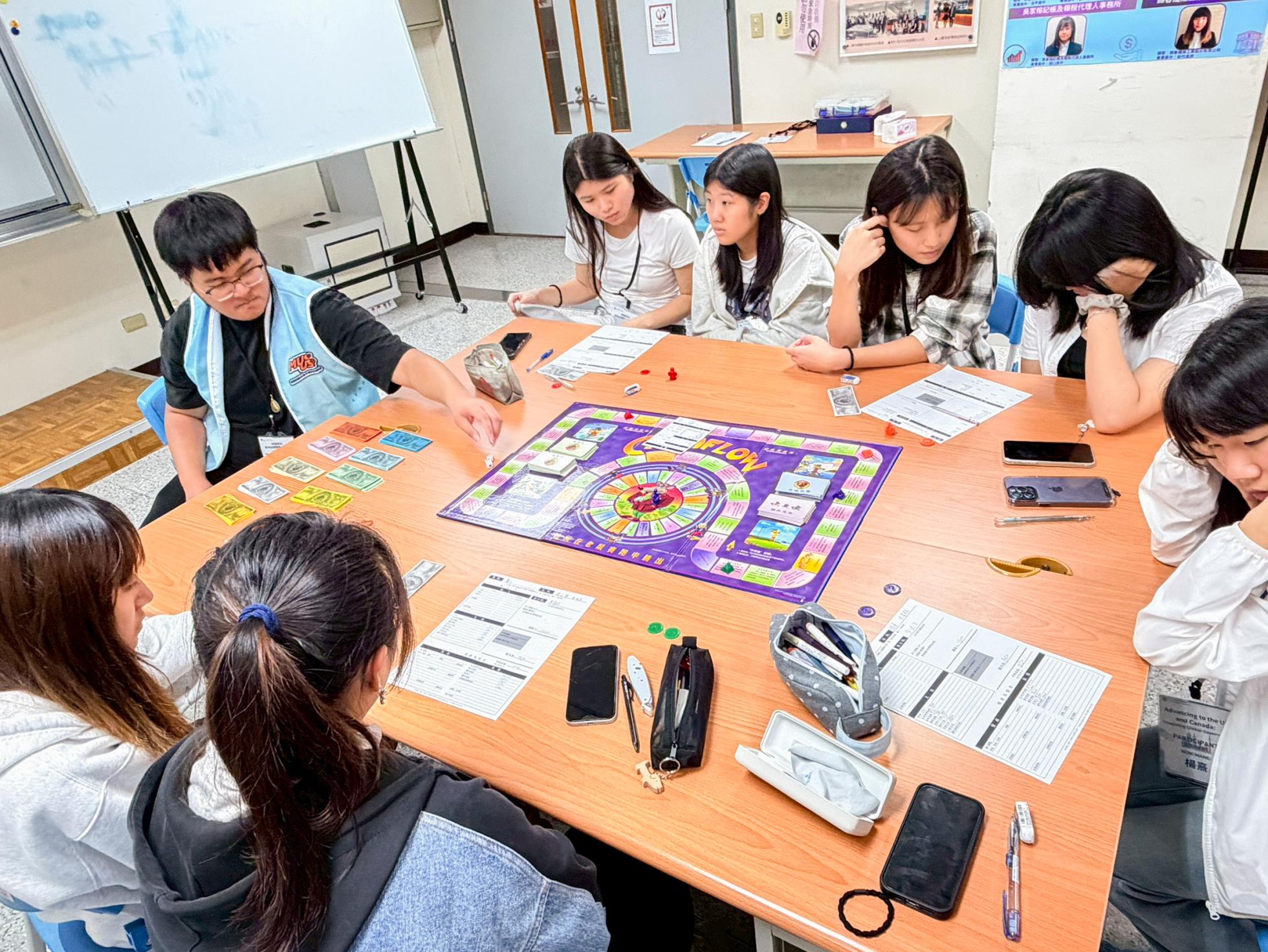 05_LINE_ALBUM_20260425_260503_9-3