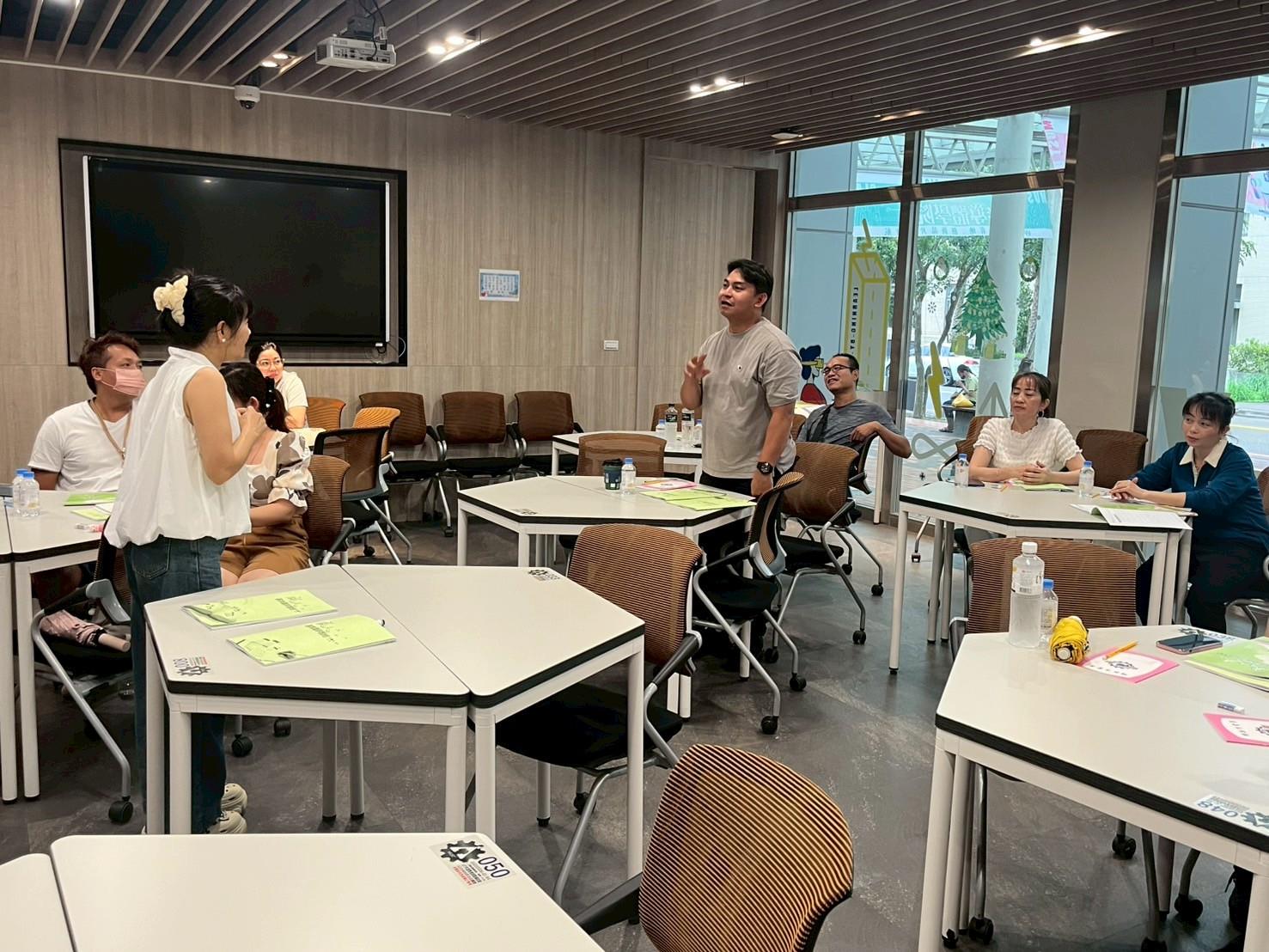 LINE_ALBUM_720第一堂課_250720_3