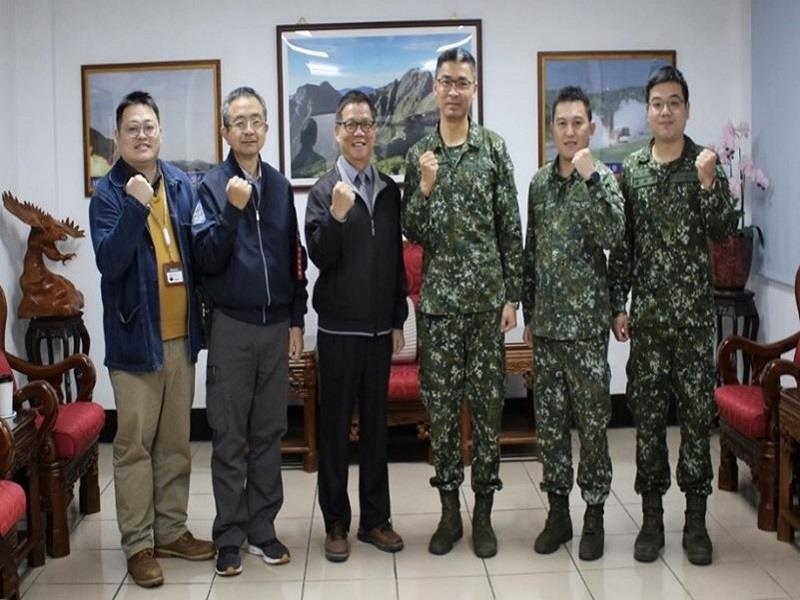 圖片4.雙方與會人員全體合影留念為後續雙方合作奠定穩固的基礎